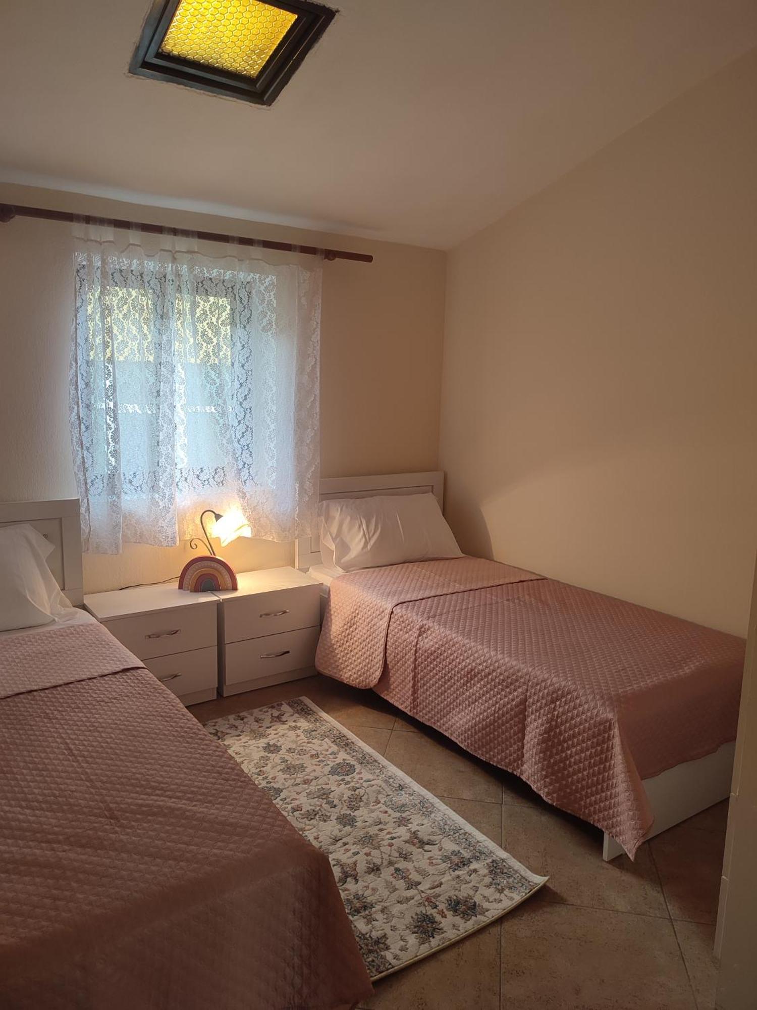 Rooms Xani Tirana Exterior photo